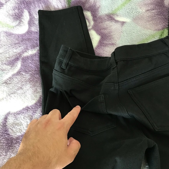 Uniqlo Women’s Ultra Stretch Legging Pants - Picture 7 of 12